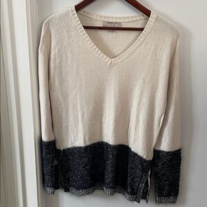 Two-Tone V-Neck Sweater size s color block